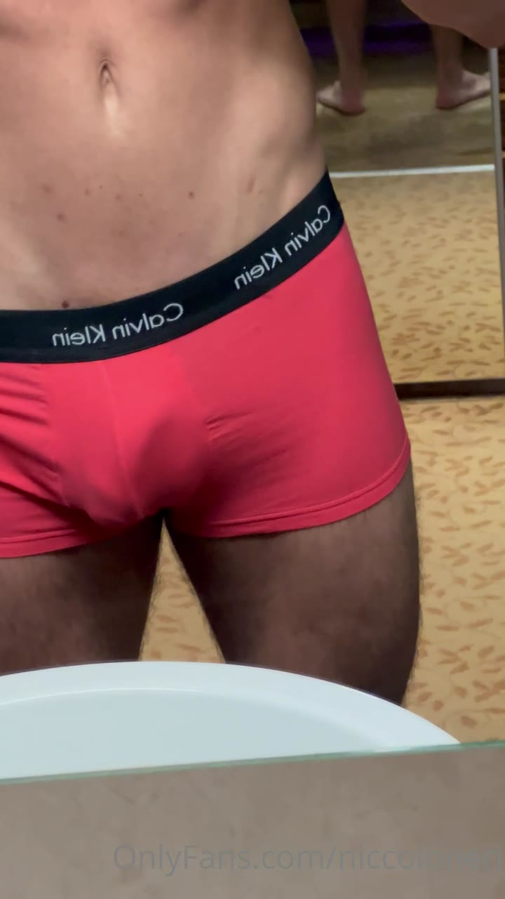 42 italian muscle stud Niccolo Neri niccoloneri big cock onlyfans porn