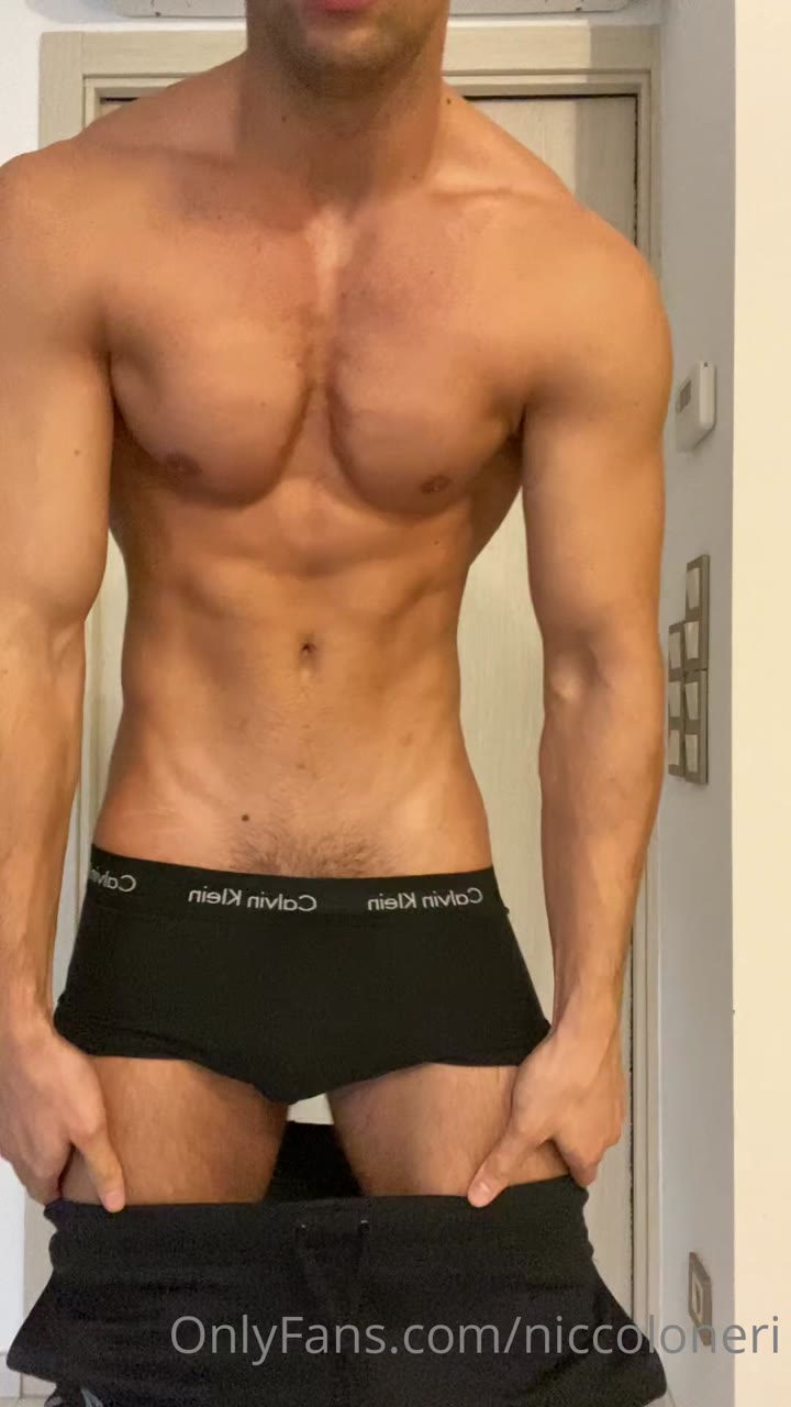 144 italian muscle stud Niccolo Neri niccoloneri big cock onlyfans porn