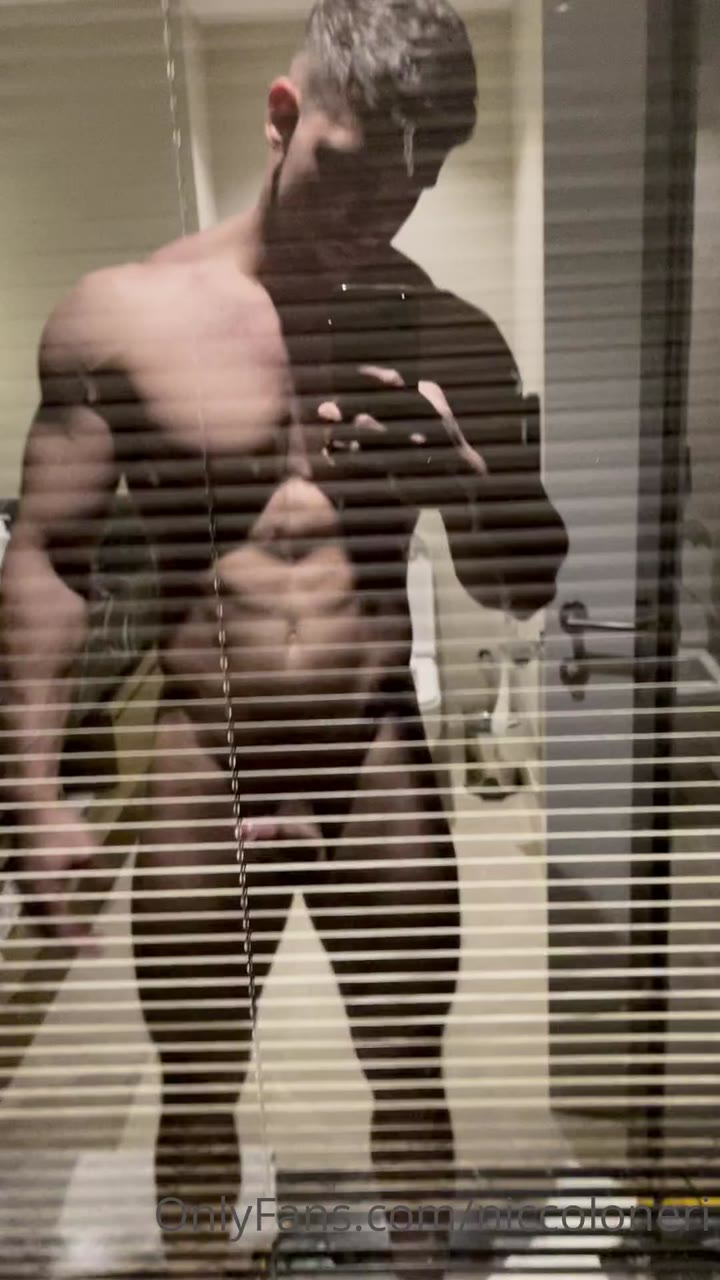 98 italian muscle stud Niccolo Neri niccoloneri big cock onlyfans porn