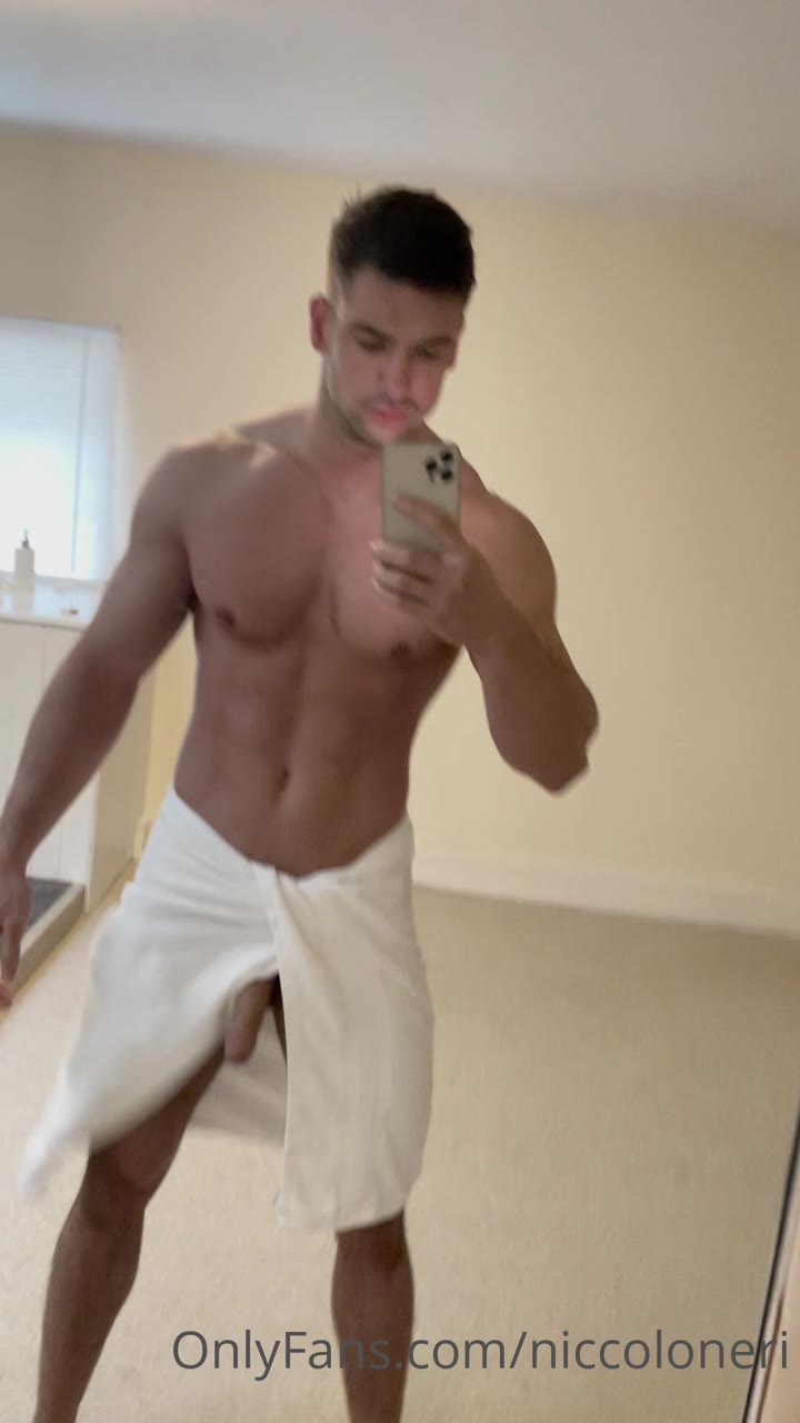 100 italian muscle stud Niccolo Neri niccoloneri big cock onlyfans porn