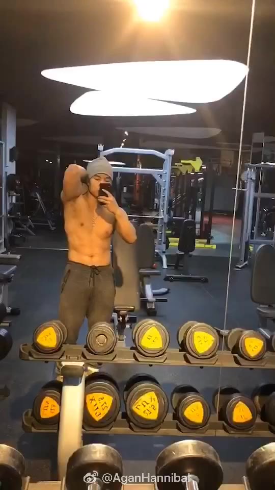 400 super sexy asian stud porn