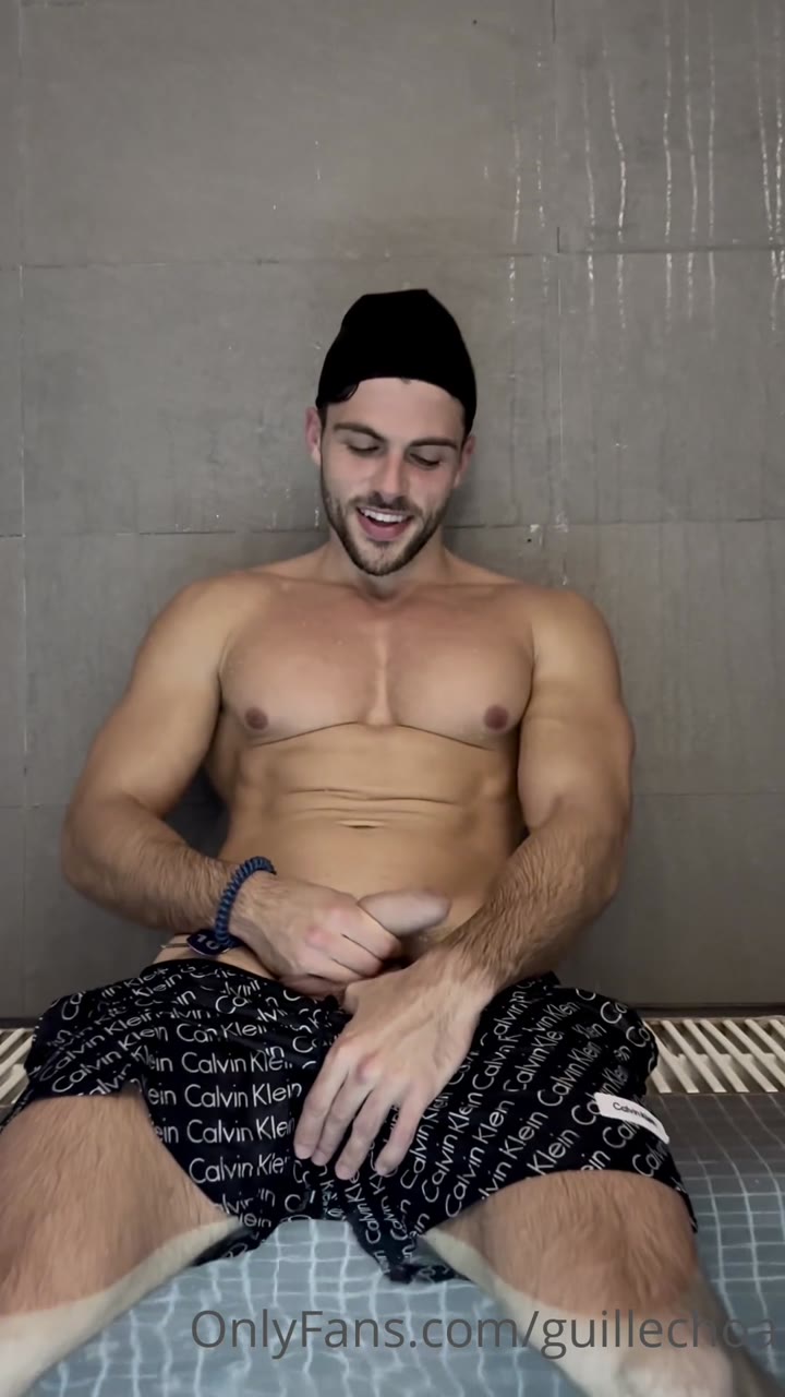 208  Spanish fitness model Guille Choa guillechoa onlyfans porn