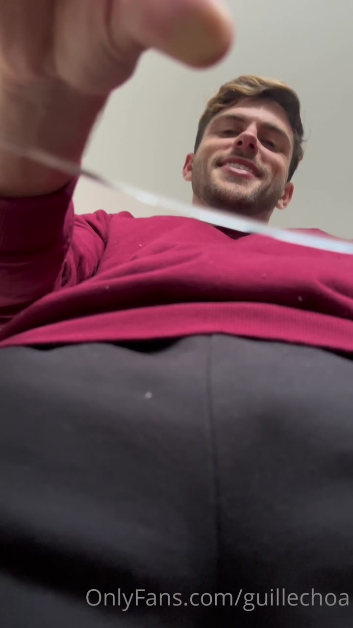 219  Spanish fitness model Guille Choa guillechoa onlyfans porn