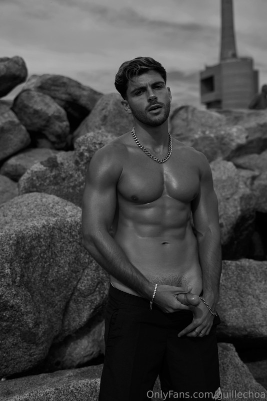 243  Spanish fitness model Guille Choa guillechoa HOT  onlyfans porn