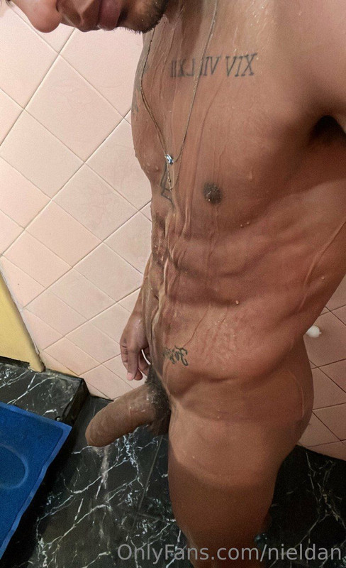 27 Brazilian hottie Nieldan OnlyFans porn