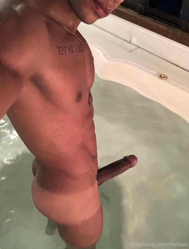 57 Brazilian hottie Nieldan OnlyFans porn