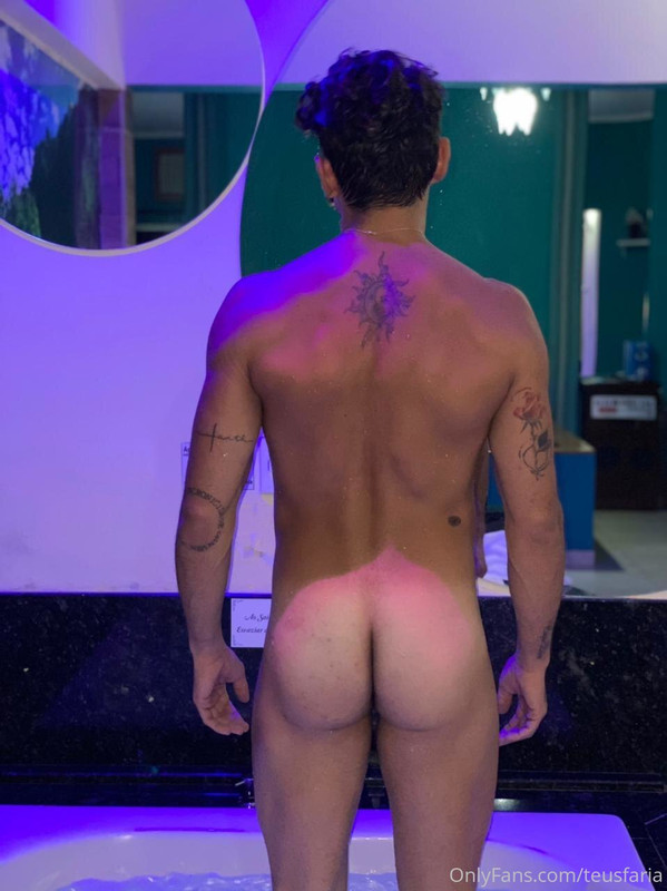 53 Brazilian hottie Mateus Faria teusfaria onlyfans porn