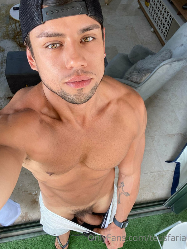 61 Brazilian hottie Mateus Faria teusfaria onlyfans porn