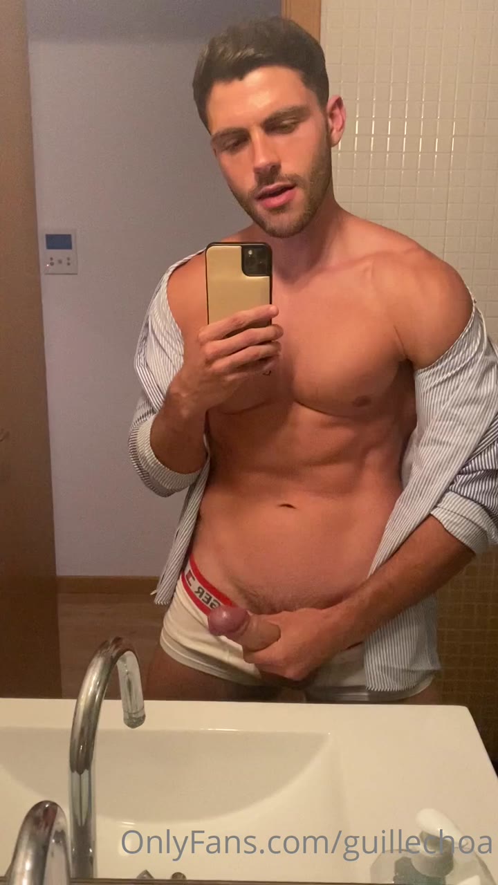 253  Spanish fitness model Guille Choa guillechoa onlyfans porn