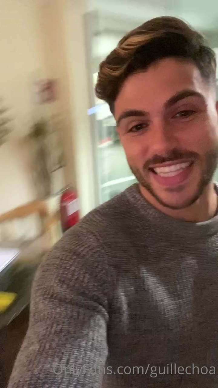 226  Spanish fitness model Guille Choa guillechoa onlyfans porn
