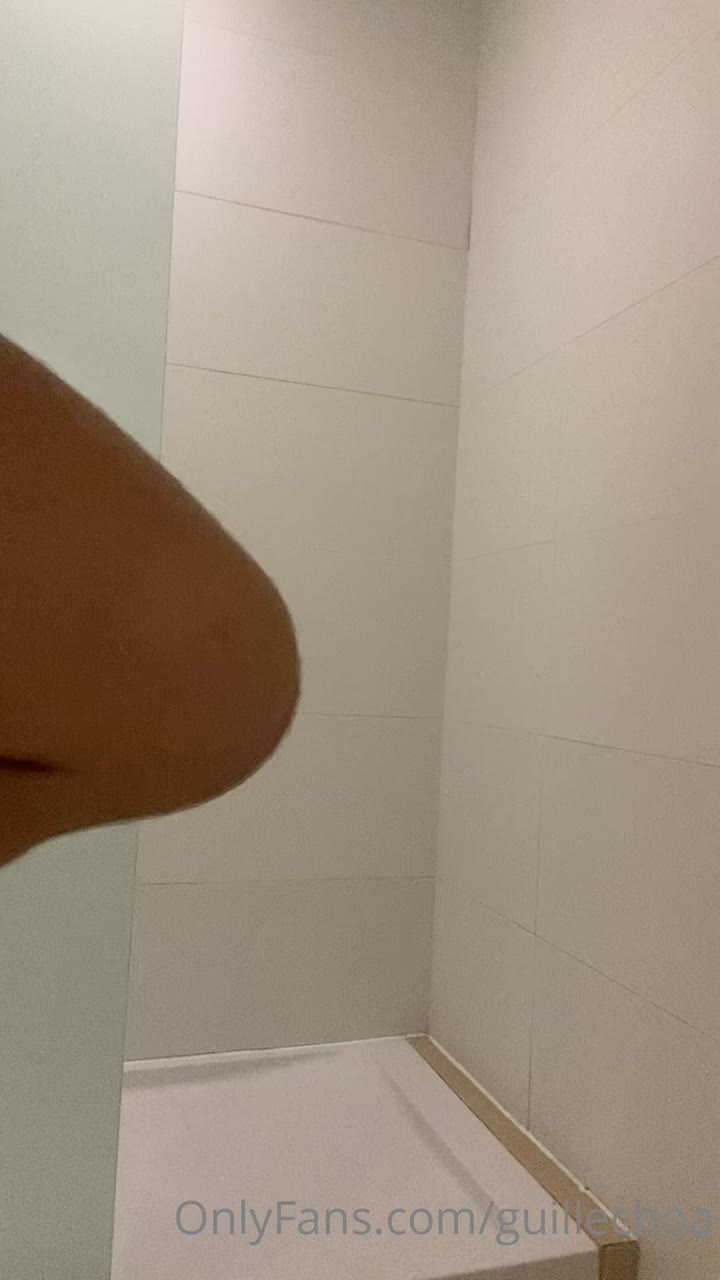 108  Spanish fitness model Guille Choa guillechoa onlyfans porn