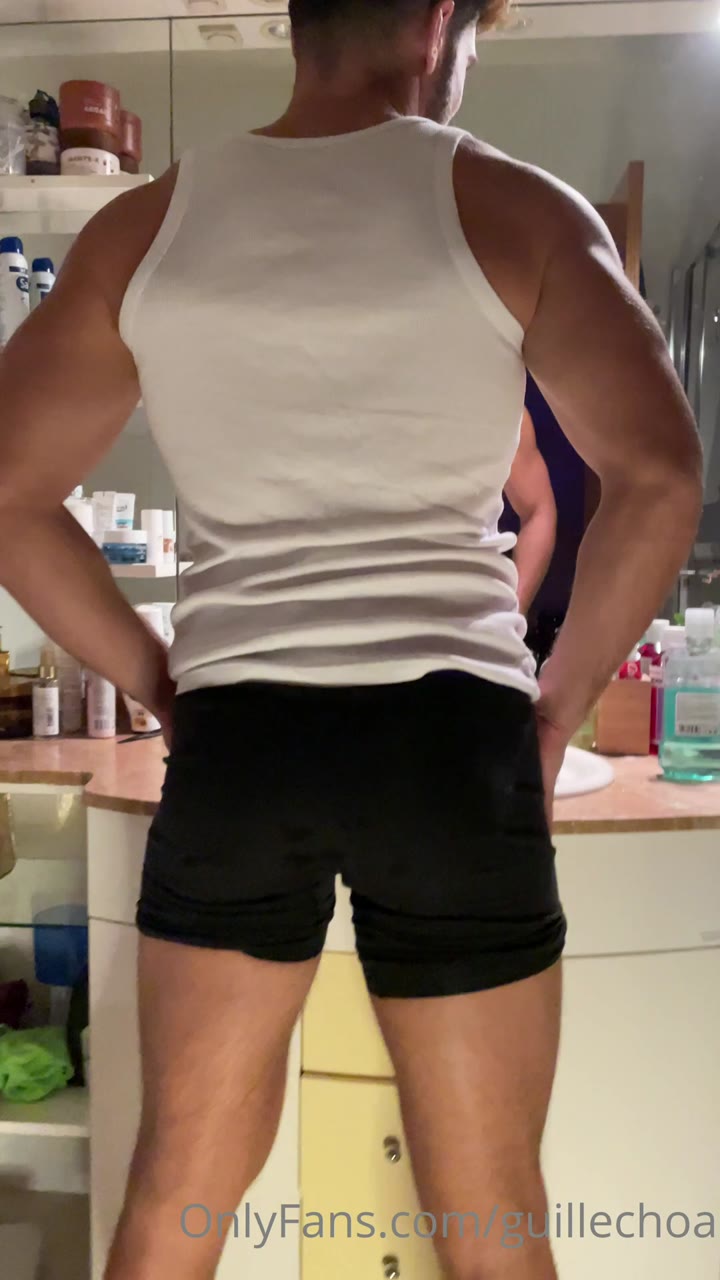 232  Spanish fitness model Guille Choa guillechoa onlyfans porn