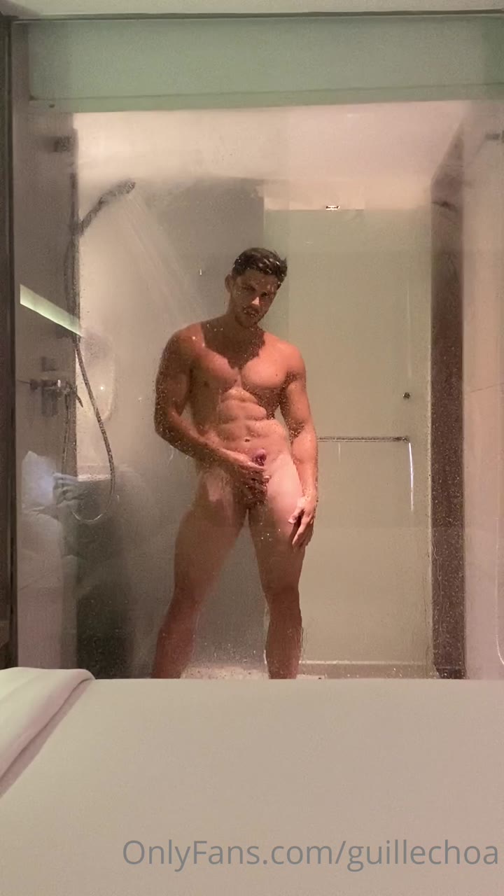 207  Spanish fitness model Guille Choa guillechoa onlyfans porn