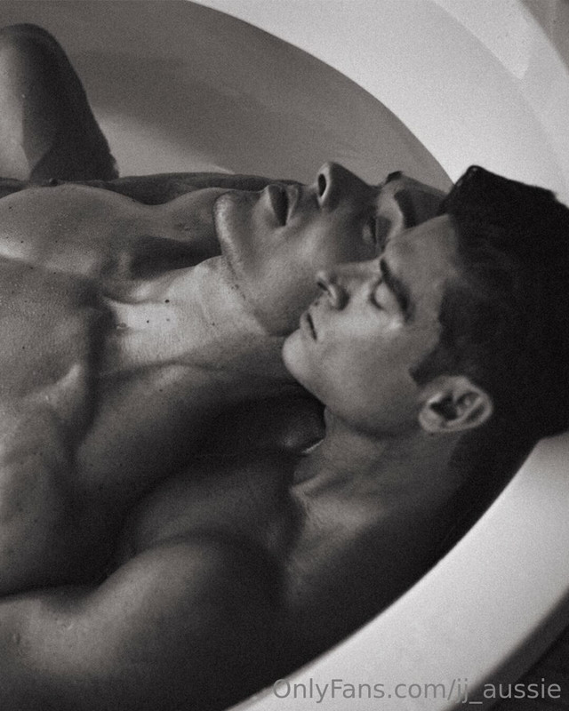 94 Australian hunk jj_aussie onlyfans porn
