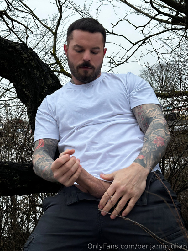 32 daddy benjaminjulian onlyfans porn