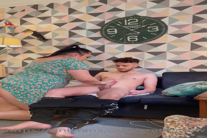 156 Sexy Straight guy bangs fat ladyboy GrethaBBW RealBigBite FrenchBigBite