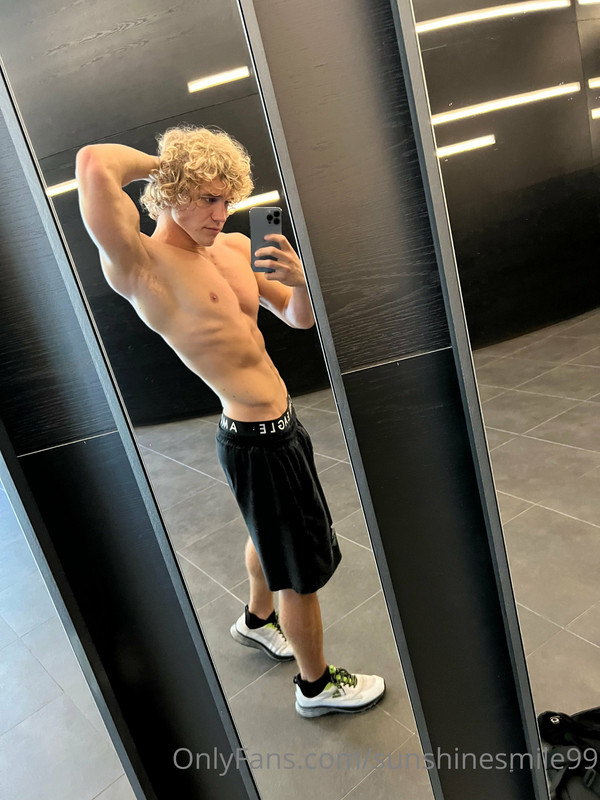 3 Curly Haired jock Owen Lindberg sunshinesmile99 onlyfans porn