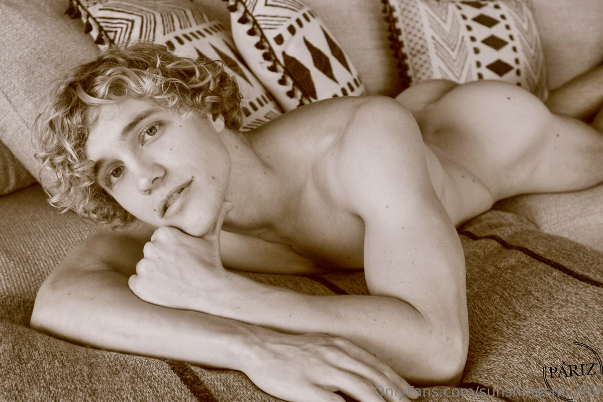 25 Curly Haired jock Owen Lindberg sunshinesmile99 onlyfans porn