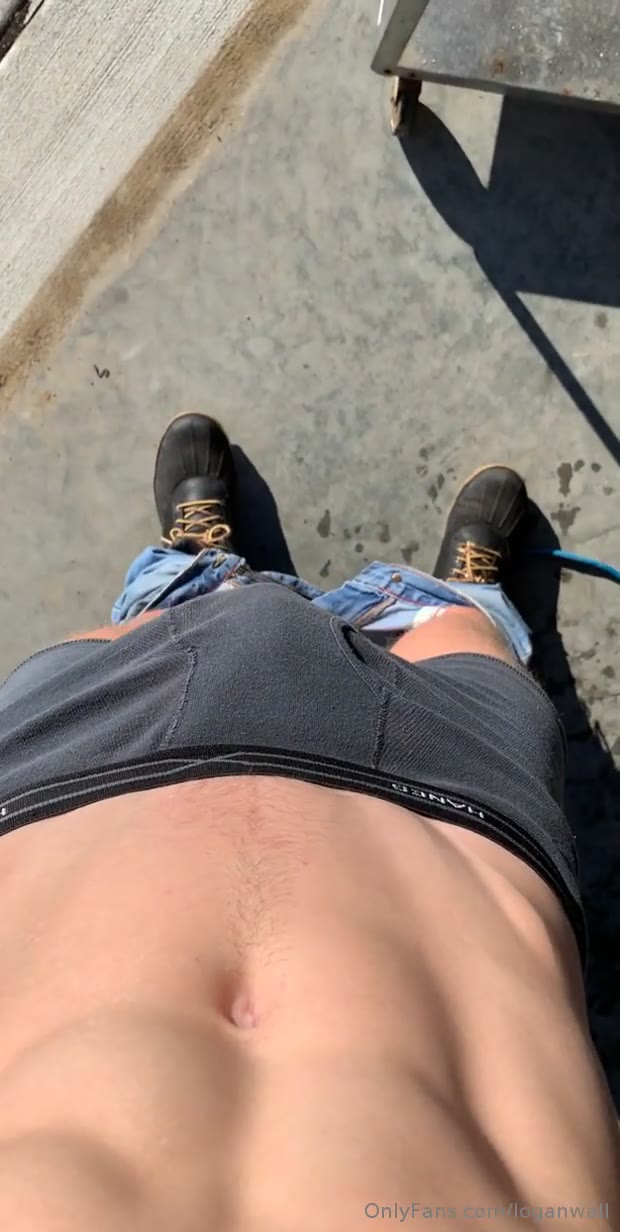 OF guy luckyloganplayz loganwall Fansly leaked Leaked full video Exposed