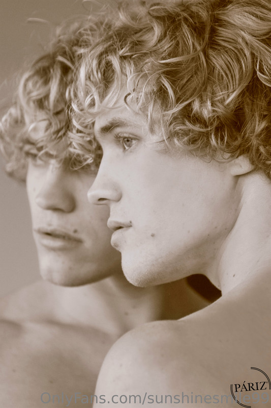 74  Curly Haired jock  Owen Lindberg sunshinesmile99 onlyfans porn