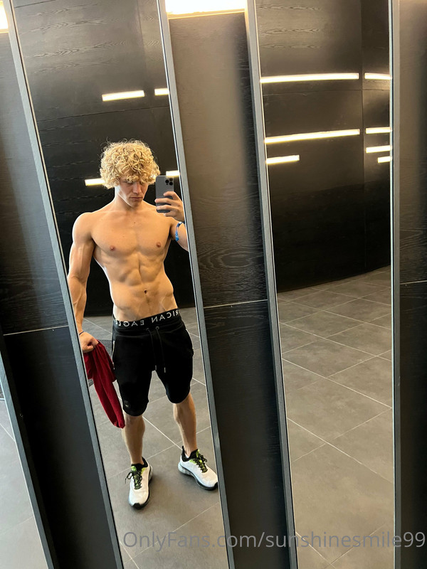 131 Curly Haired jock Owen Lindberg sunshinesmile99 onlyfans porn