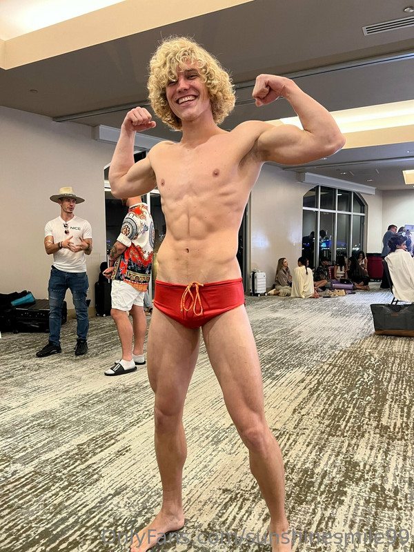 144 Curly Haired jock Owen Lindberg sunshinesmile99 onlyfans porn