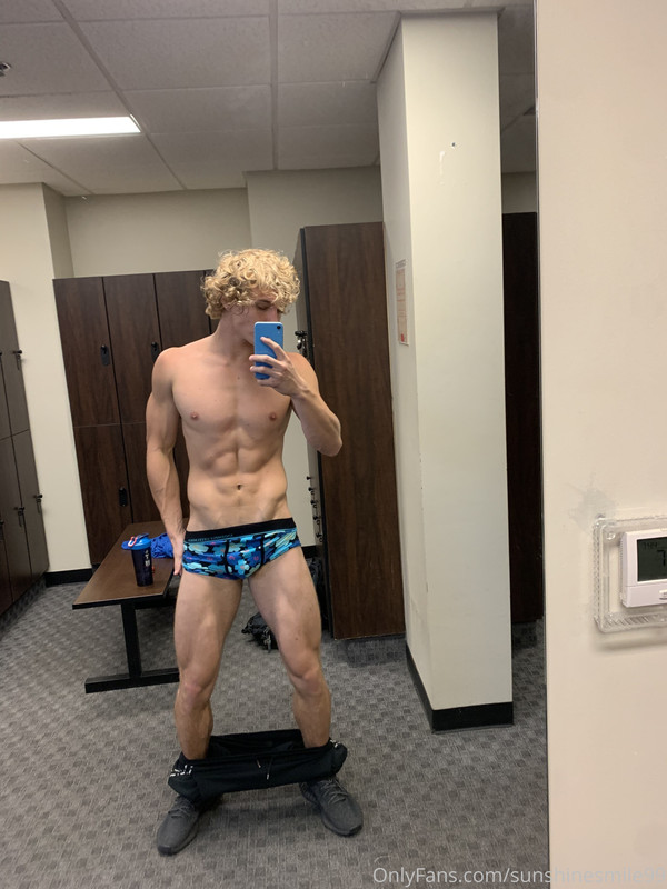 148 Curly Haired jock Owen Lindberg sunshinesmile99 onlyfans porn