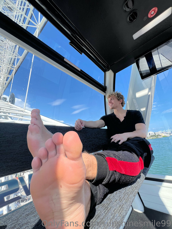 161 Curly Haired jock Owen Lindberg sunshinesmile99 onlyfans porn