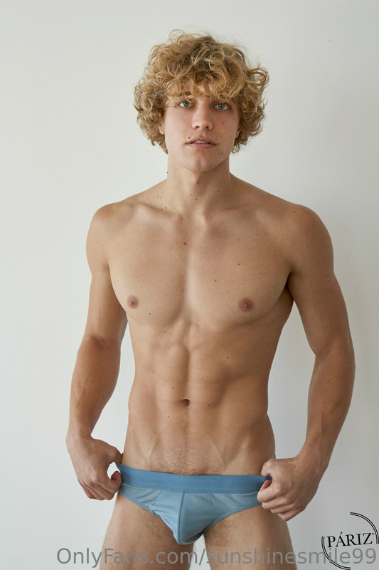 163 Curly Haired jock Owen Lindberg sunshinesmile99 onlyfans porn