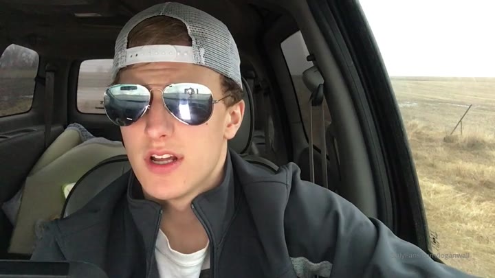 124 Tiktok Jock Logan Wall loganwall Onlyfans leaked