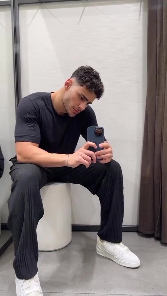 7 Arab KURDISH Muscular Prince Onlyfans