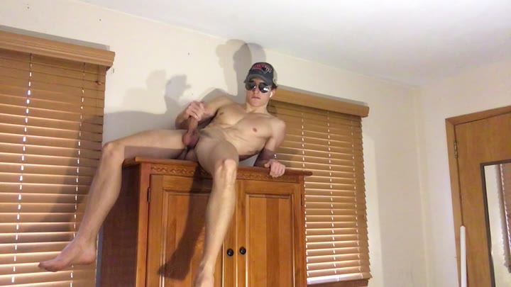 Sensational luckyloganplayz Logan Wall Nudeleaks