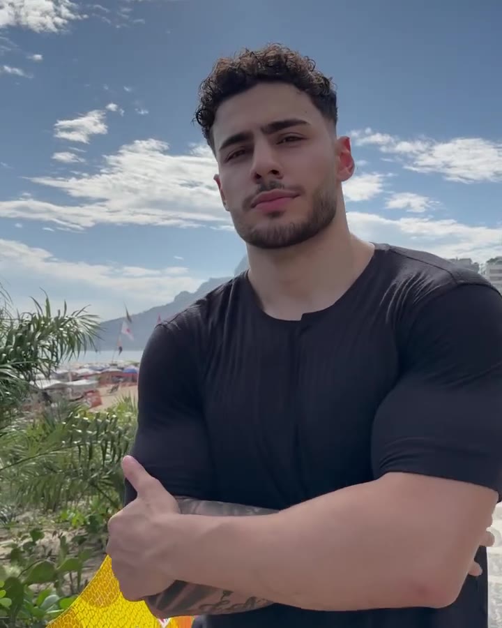 5 Arab KURDISH Muscular Prince Onlyfans