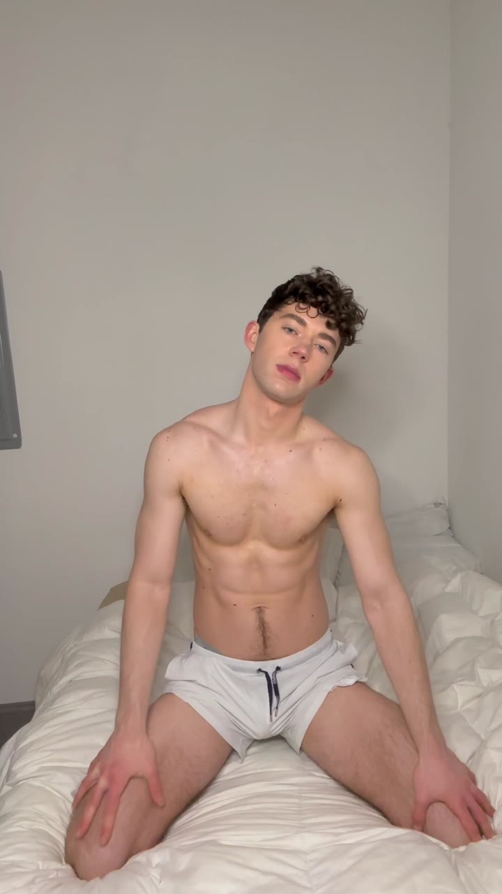 482 Twink Chris Walsh ChrisWTheStar OnlyFans porn