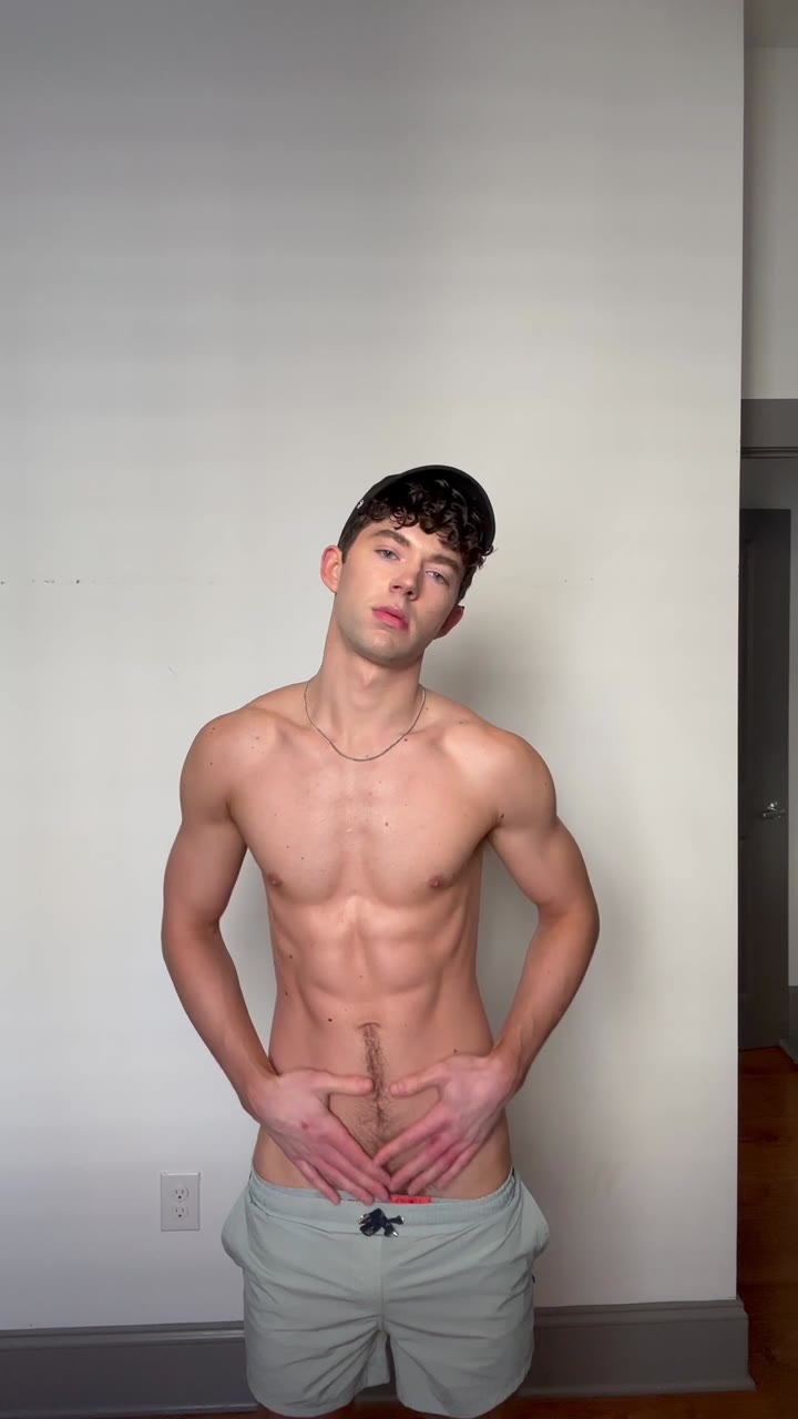 518 Twink Chris Walsh ChrisWTheStar OnlyFans porn