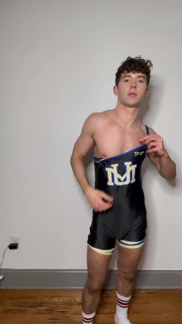 495 Twink Chris Walsh ChrisWTheStar OnlyFans porn
