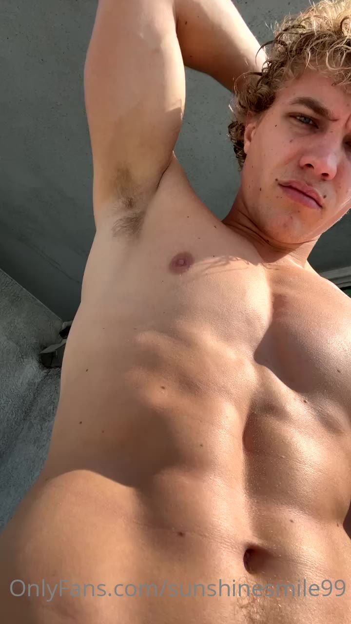 254 Curly Haired jock Owen Lindberg sunshinesmile99 onlyfans porn
