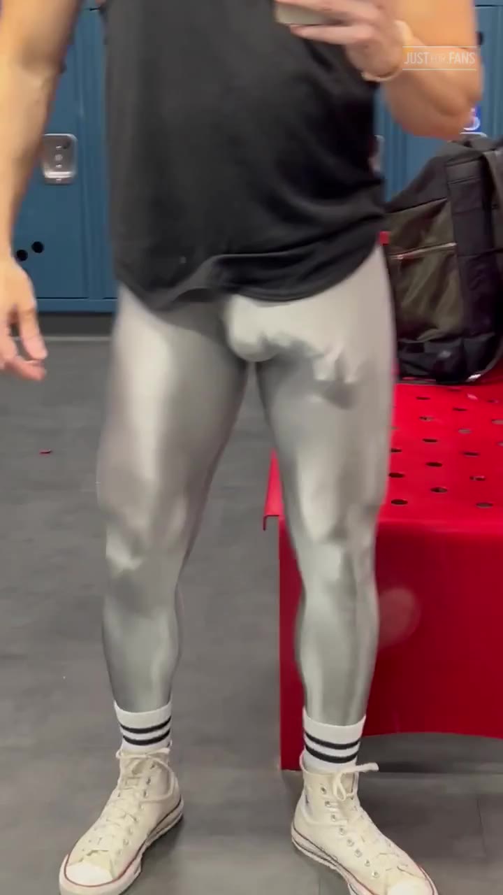 515  Beefy hunk Wiccan gymbulge gym.bulge OnlyFans porn
