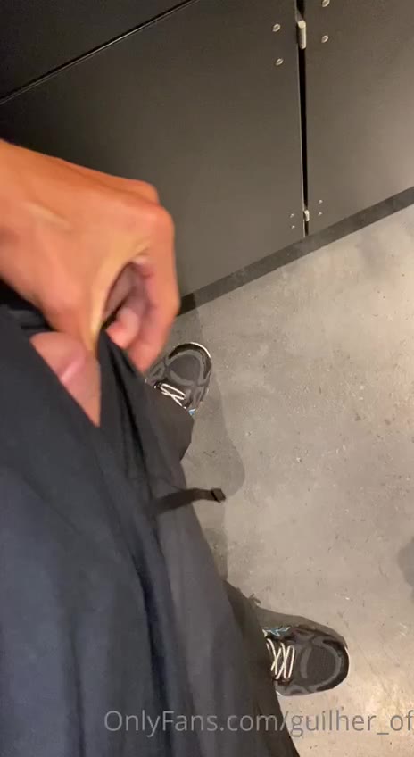 87 Brazilian hunk Guilherme Ferreira guilher_of not_of OnlyFans porn