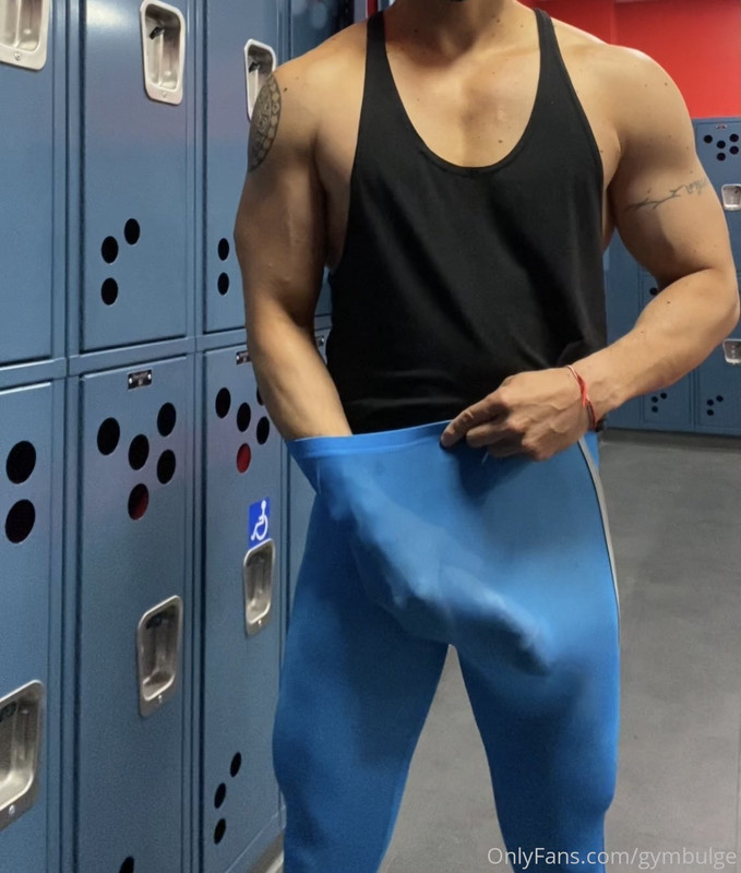26  Beefy hunk Wiccan gymbulge gym.bulge OnlyFans porn