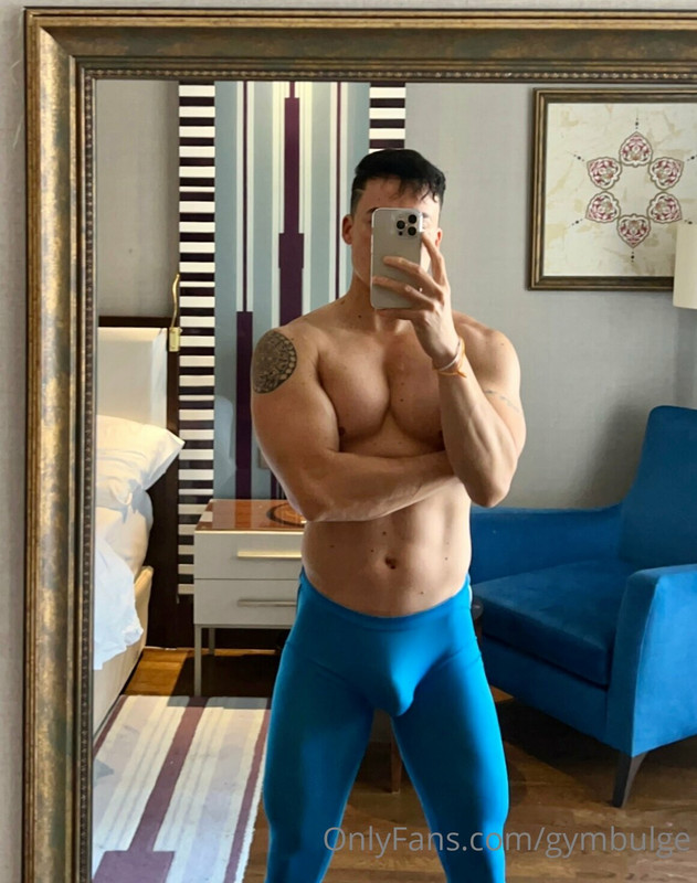 104  Beefy hunk Wiccan gymbulge gym.bulge OnlyFans porn