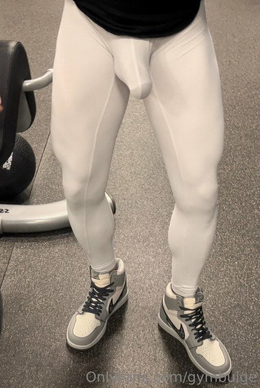 135  Beefy hunk Wiccan gymbulge gym.bulge OnlyFans porn