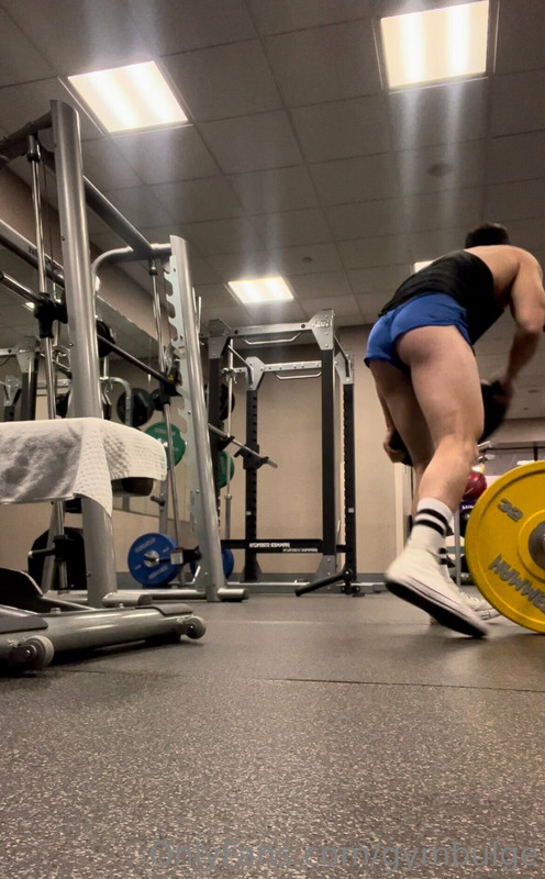 155  Beefy hunk Wiccan gymbulge gym.bulge OnlyFans porn