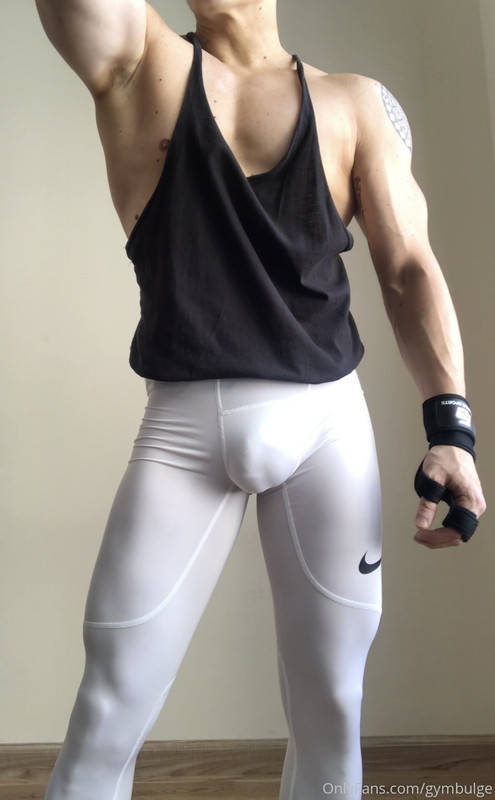 158  Beefy hunk Wiccan gymbulge gym.bulge OnlyFans porn