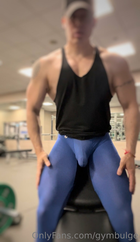 200  Beefy hunk Wiccan gymbulge gym.bulge OnlyFans porn