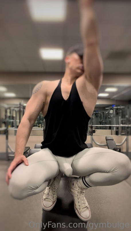 232  Beefy hunk Wiccan gymbulge gym.bulge OnlyFans porn