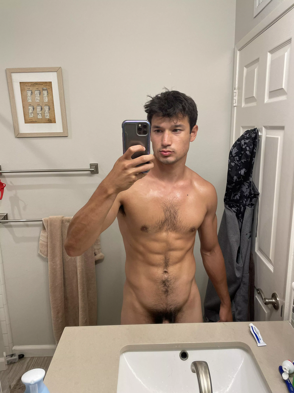 29 Asian Mixed jock Bryce Tanikawa halfjap1234 onlyfans
