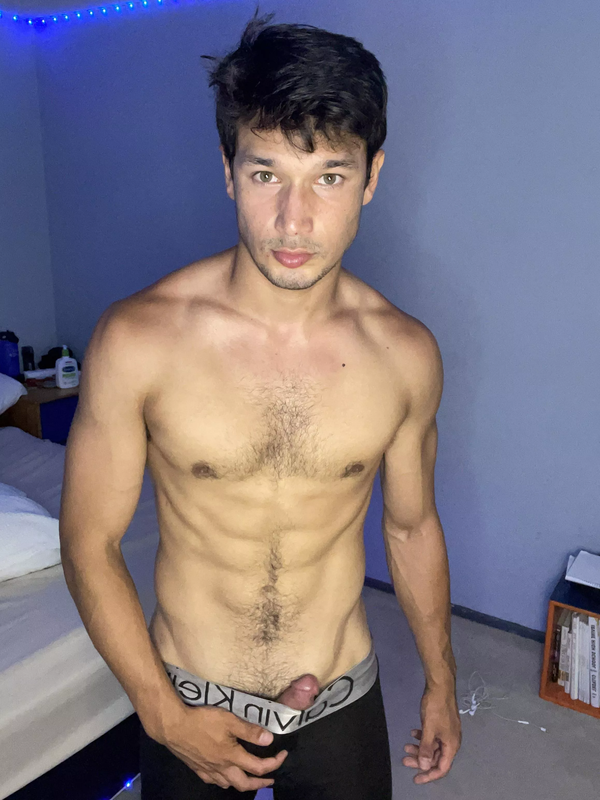 53 Asian Mixed jock Bryce Tanikawa halfjap1234 onlyfans