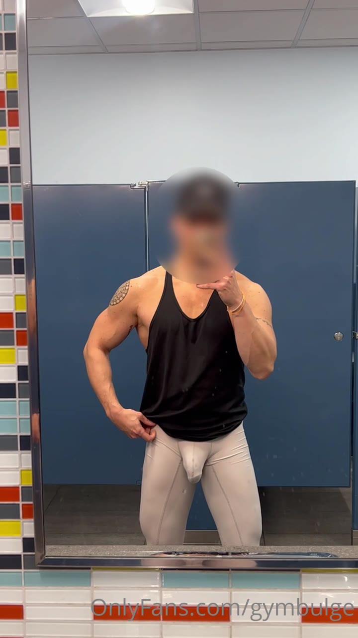 82  sexy hunk Wiccan gymbulge gym.bulge OnlyFans porn
