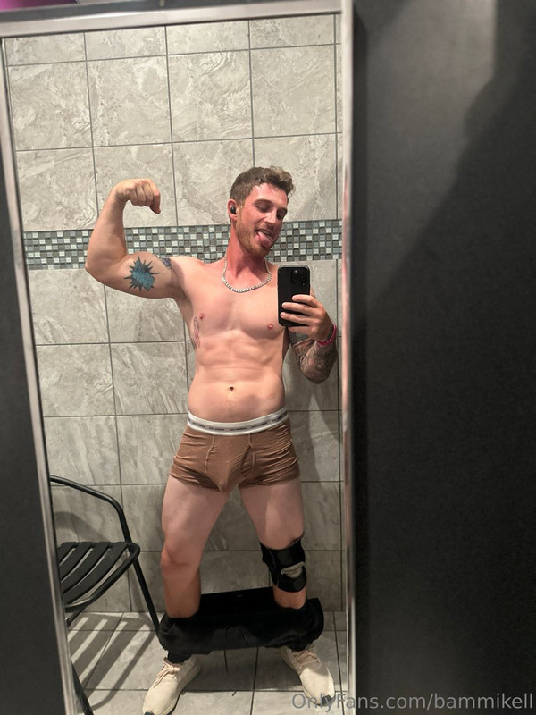 6 Sexy hunk Bam Mikell bammikell OnlyFans porn